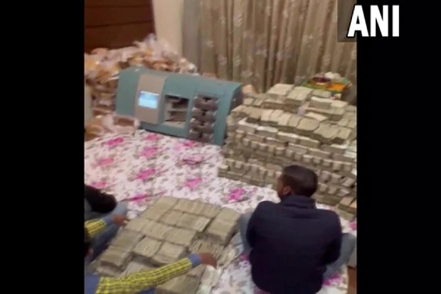 DGGI recovers Rs 10 cr more from Piyush Jain, total cash seizure reaches Rs 187.45 cr