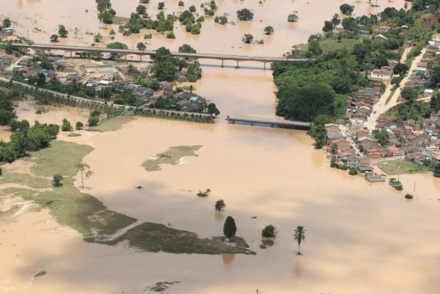 18 people dead in Brazil flooding, thousands displaced