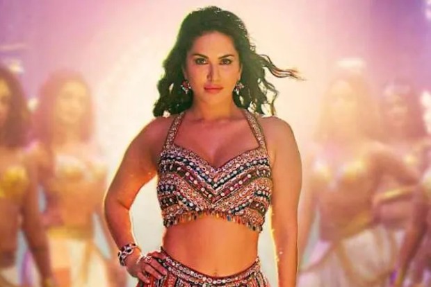#ArrestSunnyLeone trends on social media over Maadhuban controversy