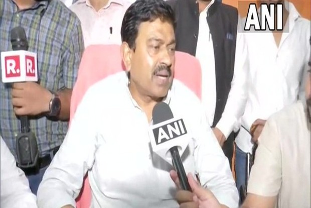 Delhi court remands judicial custody to five men for blackmailing MoS Teni