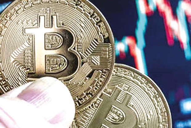 Bitcoin price climbs after fall on Christmas, Doge follows suit