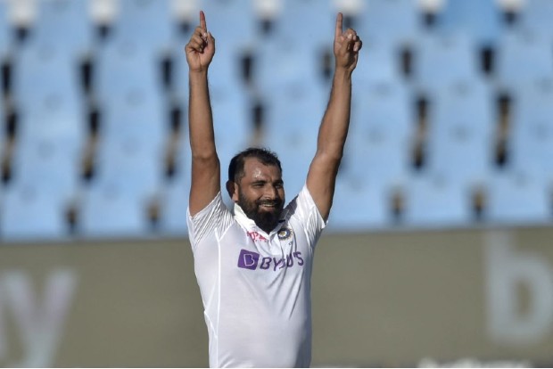 SA v IND, 1st Test: Shami takes out Markram as South Africa try to chase a stiff 305