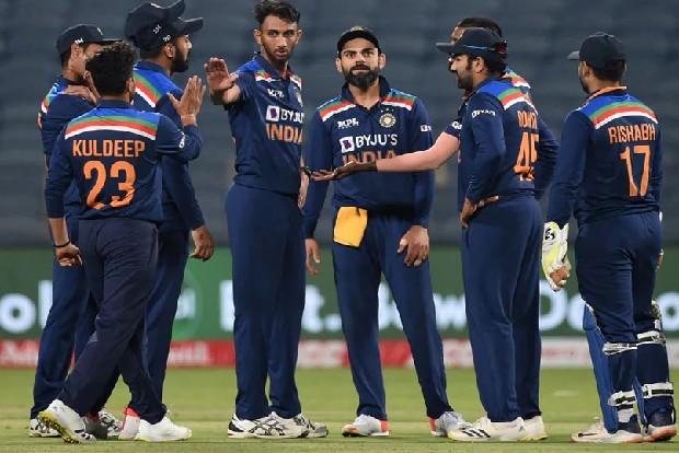 KL Rahul to lead India in South Africa ODIs, injured Rohit misses out