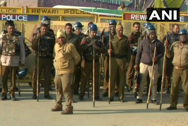 Traffic movement normal during chakka jam, no violence reported, says Delhi police