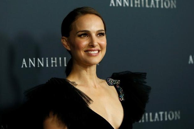 Natalie Portman snubs rumours: Im totally not pregnant