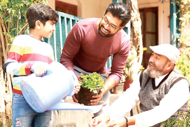 Vijayakumar joins son Arun Vijay and grandson Arnav in a film