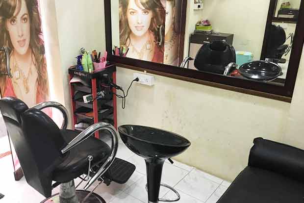 Spas, beauty parlours work without permits, Corpn to tighten checks