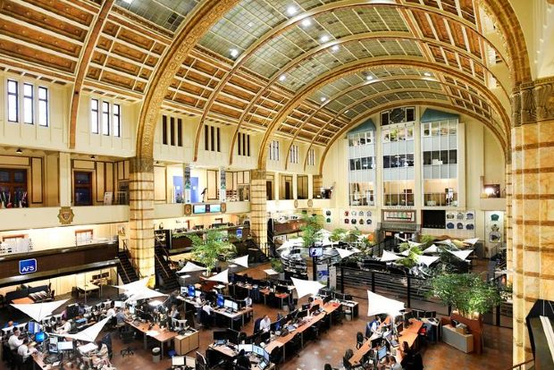 Amsterdam displaces London as Europes top stocks centre after Brexit