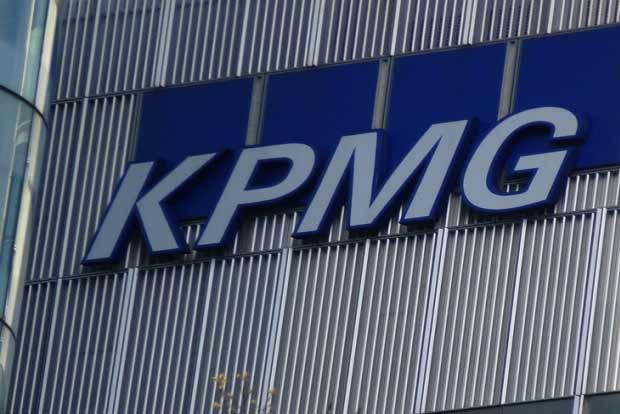 UK boss of KPMG quits after slamming staff COVID complaints