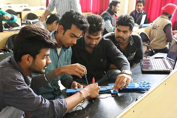 NSDC collaborates with SahiPay for digital financial literacy