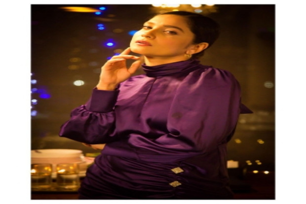 Ankita Lokhande celebrates 3mn Insta followers, trolls credit Sushant for feat