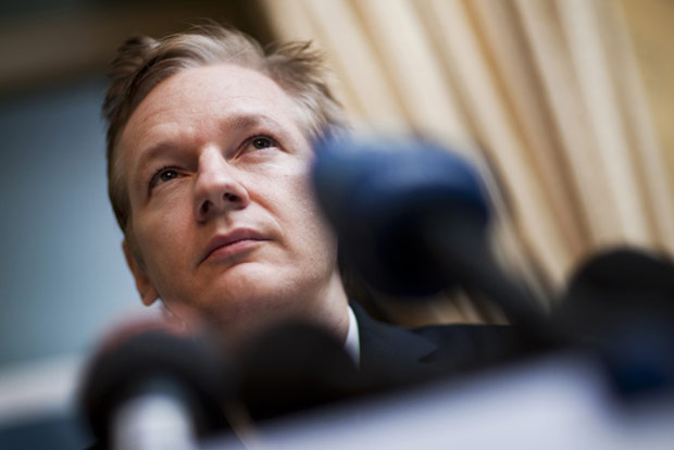 Mexican President Offers Assange Political Asylum Mexican President Offers Assange Political Asylum