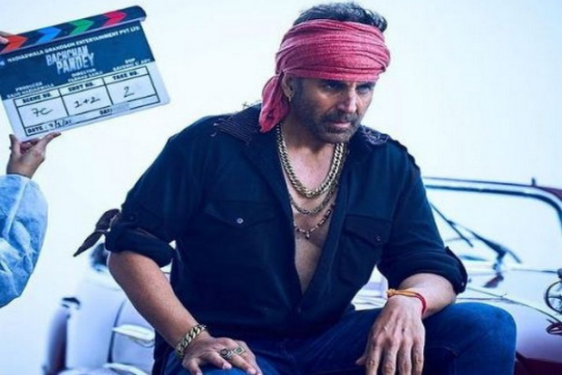 Akshay Kumar Drops His First Look As Gangster In Bachchan Pandey