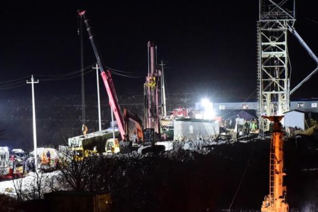 12 workers trapped week ago in China mine blast are alive