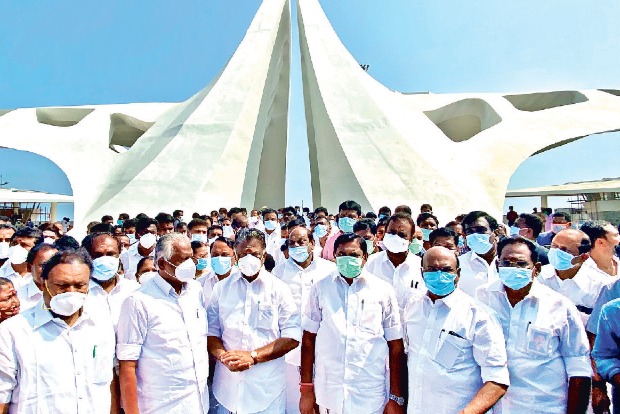 Stalin, Alagiri uges centre to clear UT’s 10 pc quota for govt students in MBBS