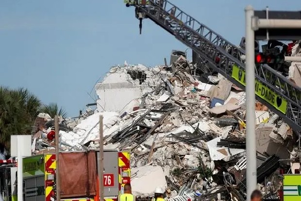 Death toll from Florida condo collapse rises to 22 Death toll from Florida condo collapse rises to 22