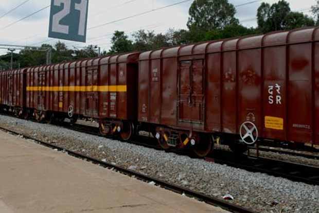 Best quarterly freight loading for SCR at 28.6 MT, over Rs 2k cr revenue