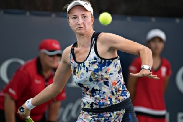 Barbora sets up fourth-round clash with world No. 1 Ashleigh