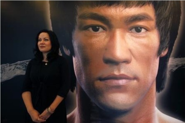 Bruce Lees daughter slams Tarantino, says shes tired of white men calling her father arrogant Bruce Lees daughter slams Tarantino, says shes tired of white men calling her father arrogant