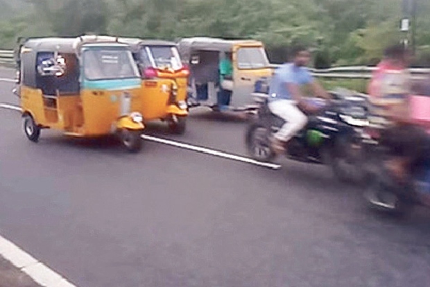 Auto race on Maduravoyal: Viral videos get cops to act