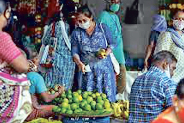 Fitch downgrades India growth forecast to 10 pc