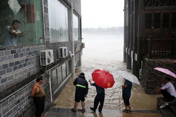 Rainstorms affect over 500K people in China, alert level upgraded