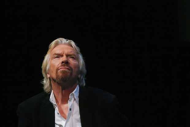 Hitch-hikers and the galaxy Hitch-hikers and the galaxy