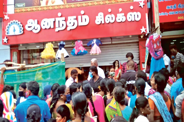 Textile shops business remains dull even after Aadi discount announcement