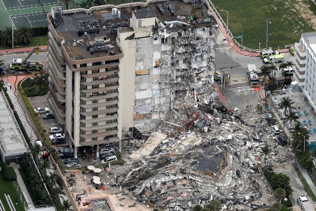 Firefighters end search and rescue at Florida condo collapse