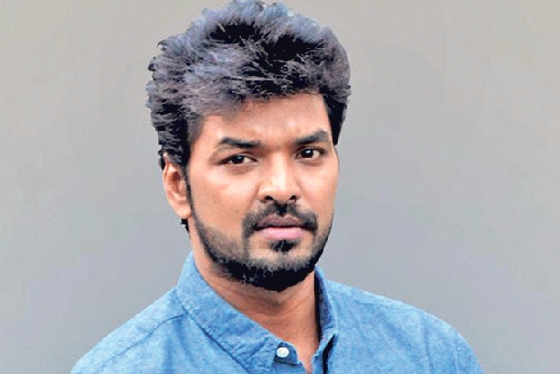 Jai injured while performing stunts, continues shooting