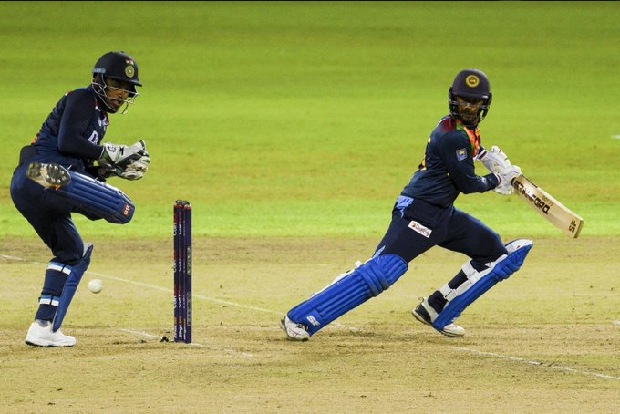 Sri Lanka beat depleted India by 4 wickets to keep series alive