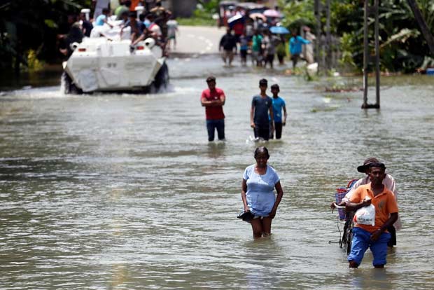 Floods and mudslides kill 6, another 5 missing in Sri Lanka