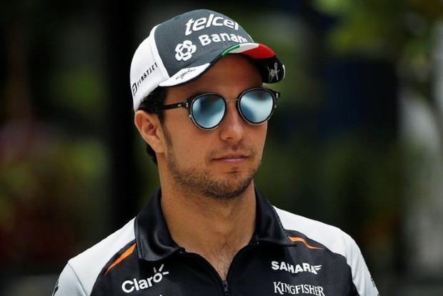 Pérez wins Azerbaijan GP after Verstappen crashes from lead