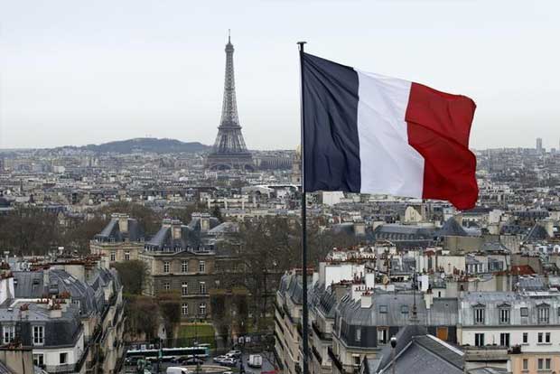 French authorities race to contain Delta variant of COVID-19