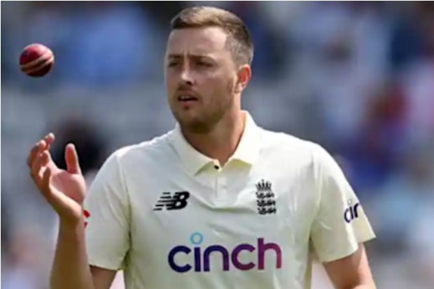 England bowler Ollie Robinson suspended for abusive tweets