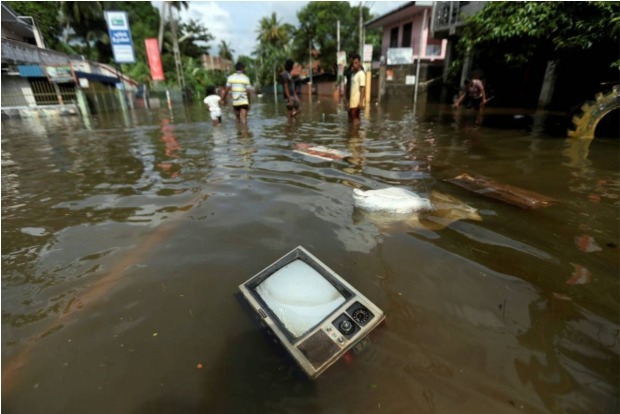 Heavy rain, floods kill at least 17 in Sri Lanka