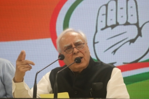 If ideology doesnt matter, changeover is easy: Sibal