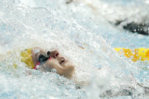 Aussie McKeown breaks 100m backstroke world record