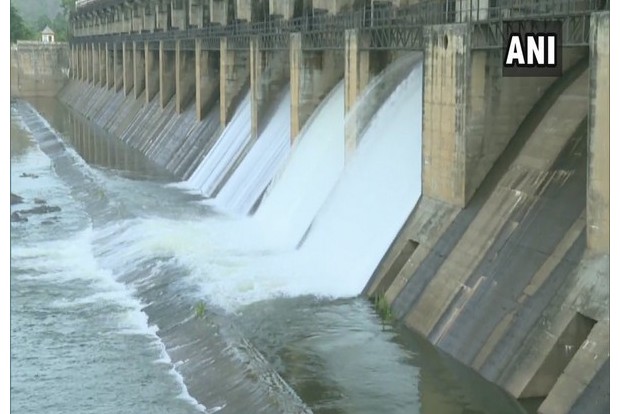 Karnataka: 7,300 cusecs water released from Tunga dam Karnataka: 7,300 cusecs water released from Tunga dam