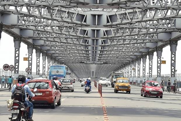 Bengal eases Covid restrictions, offices allowed to function with 25pc workforce