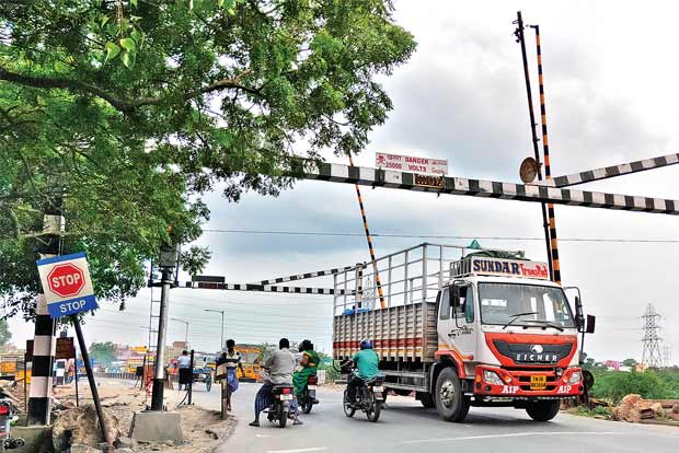 Bid invited for road overbridge near Singaperumalkoil rly level crossing Bid invited for road overbridge near Singaperumalkoil rly level crossing