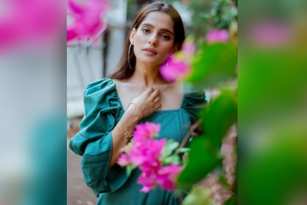 Priya Bapat completes shooting for the web show Aani Kay Hava 3