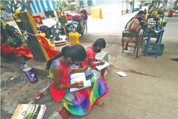 Massive survey to introduce online classes for TN government students