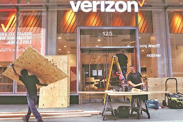 Verizon working on its Alexa-based smart display Verizon working on its Alexa-based smart display