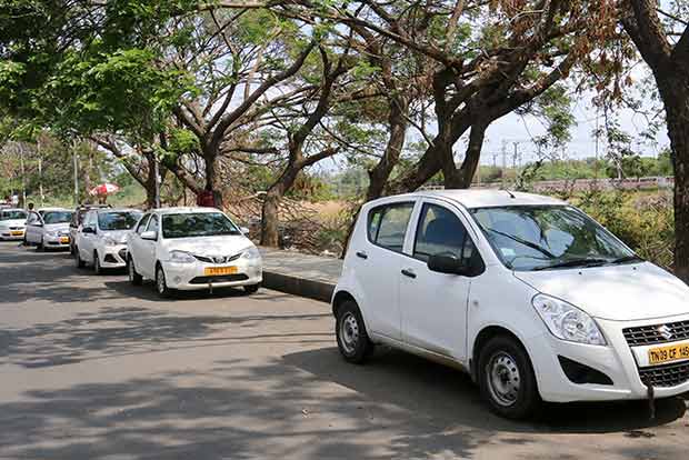 Cab drivers on strike for three days Cab drivers on strike for three days