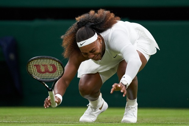 Wimbledon defends slippery courts after Serena injury Wimbledon defends slippery courts after Serena injury