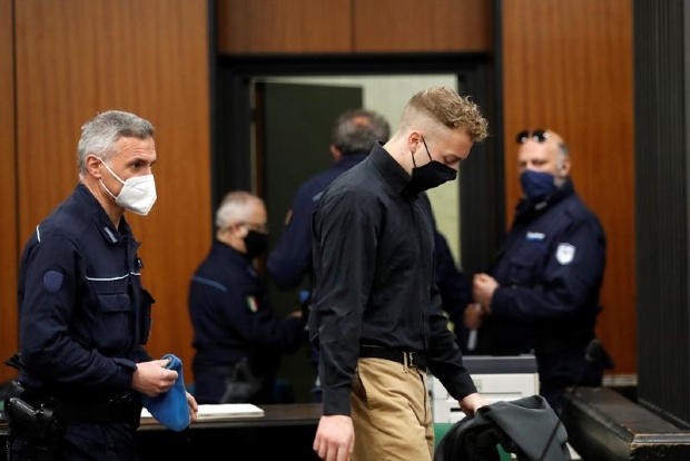 Italian prosecutor seeks life sentences for U.S. students accused of killing policeman Italian prosecutor seeks life sentences for U.S. students accused of killing policeman