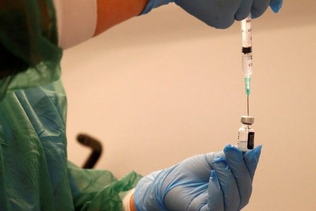 Hong Kong: 4 people fall ill after receiving Chinas Sinovac vaccine jabs Hong Kong: 4 people fall ill after receiving Chinas Sinovac vaccine jabs