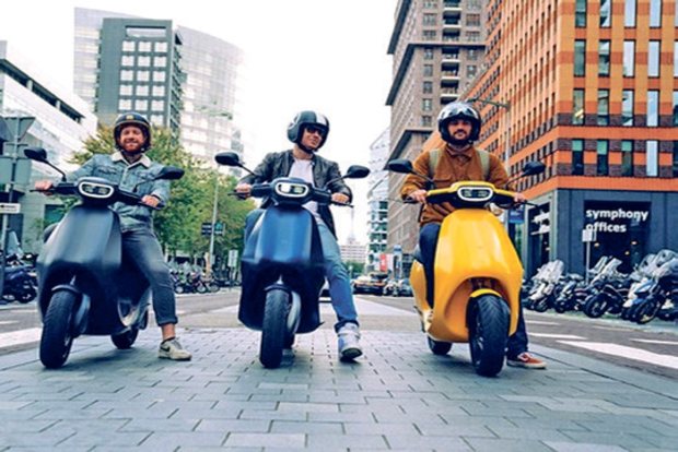 Ola unveils first e-scooter, to roll out 1 cr bikes from TN by 2022