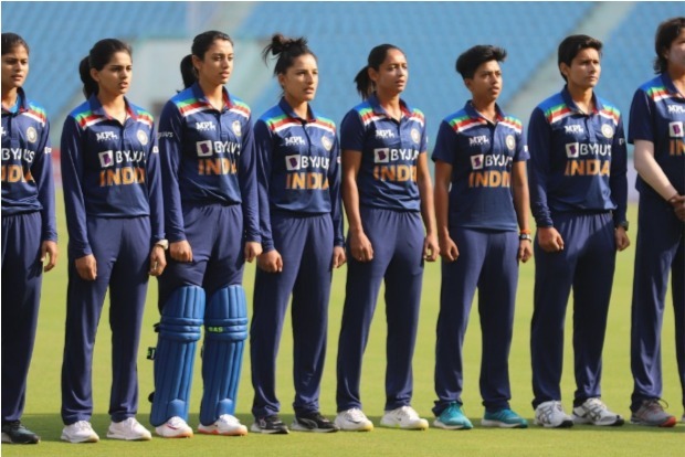 Goswami Takes Four As India Women Bowl Out South Africa For 157 In 2nd ODI